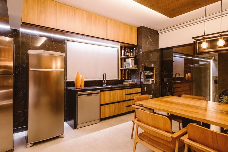Descubra a Geladeira Inox Perfeita: Guia Completo para Sua Cozinha Ideal em 2026